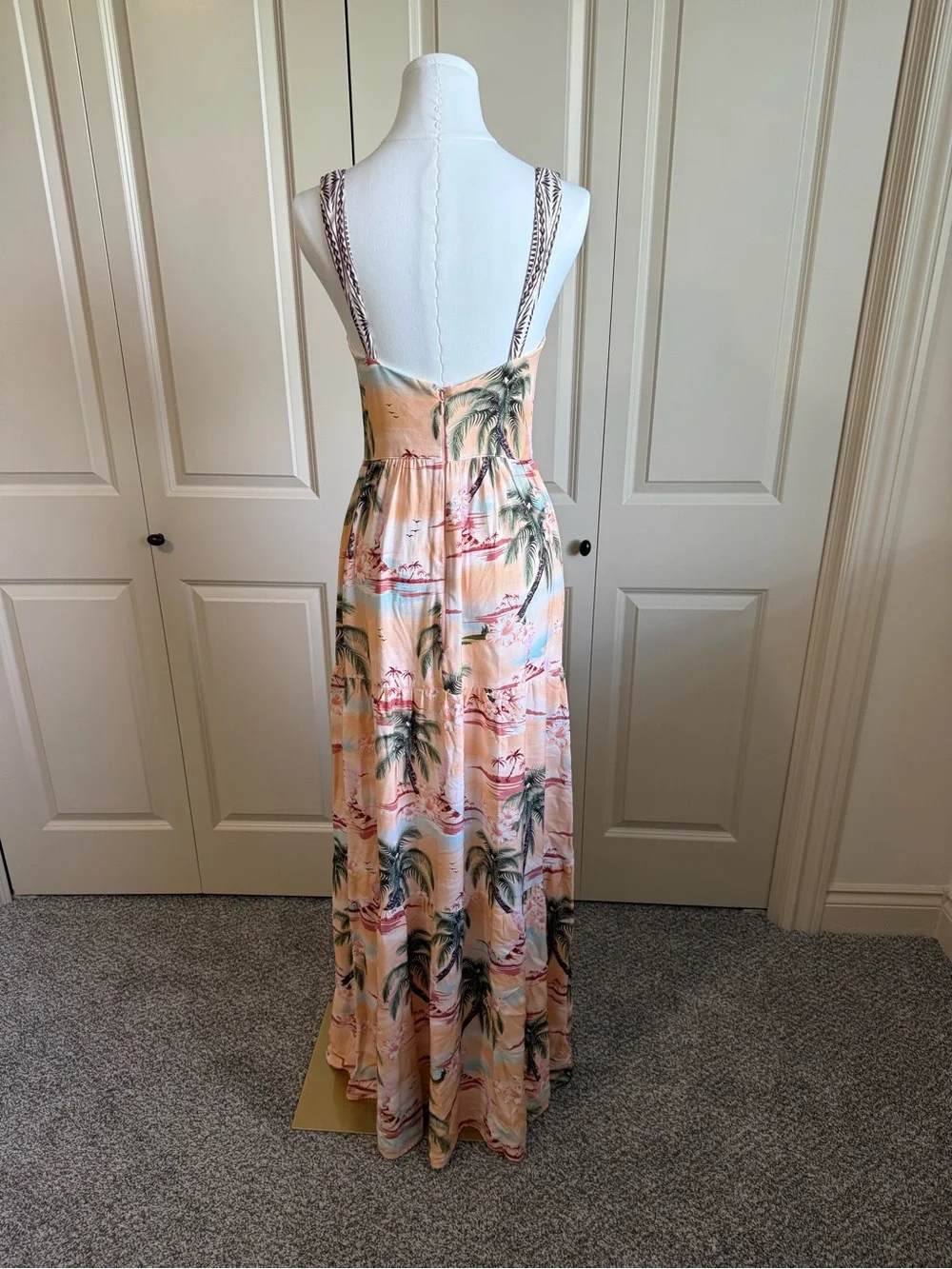 Dunna Luau Dress - Picture 2 of 4